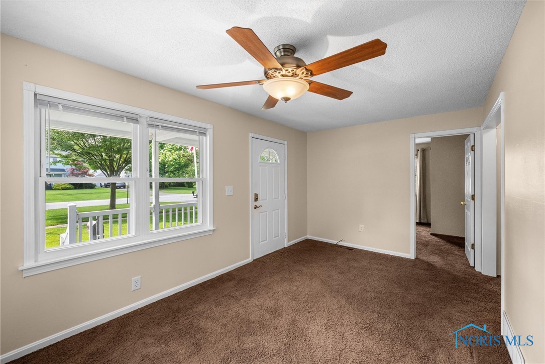 557 W 7th Street, Perrysburg, Ohio image 9