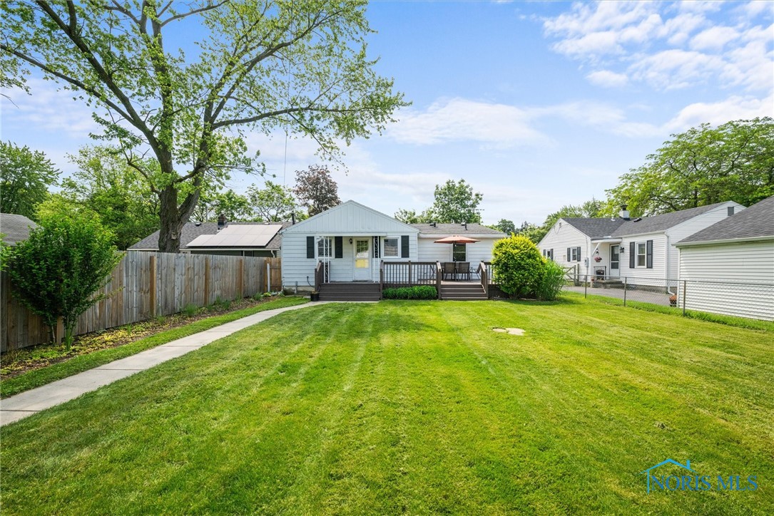 557 W 7th Street, Perrysburg, Ohio image 32