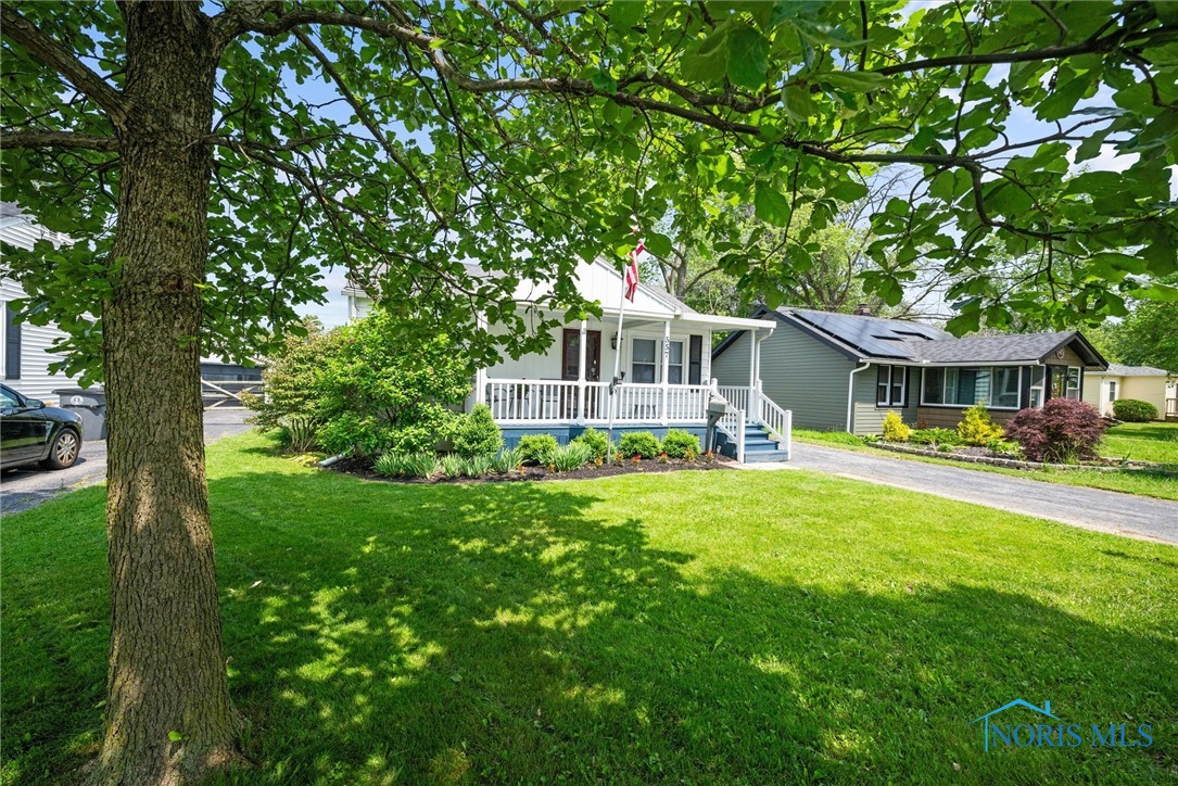 557 W 7th Street, Perrysburg, Ohio image 2