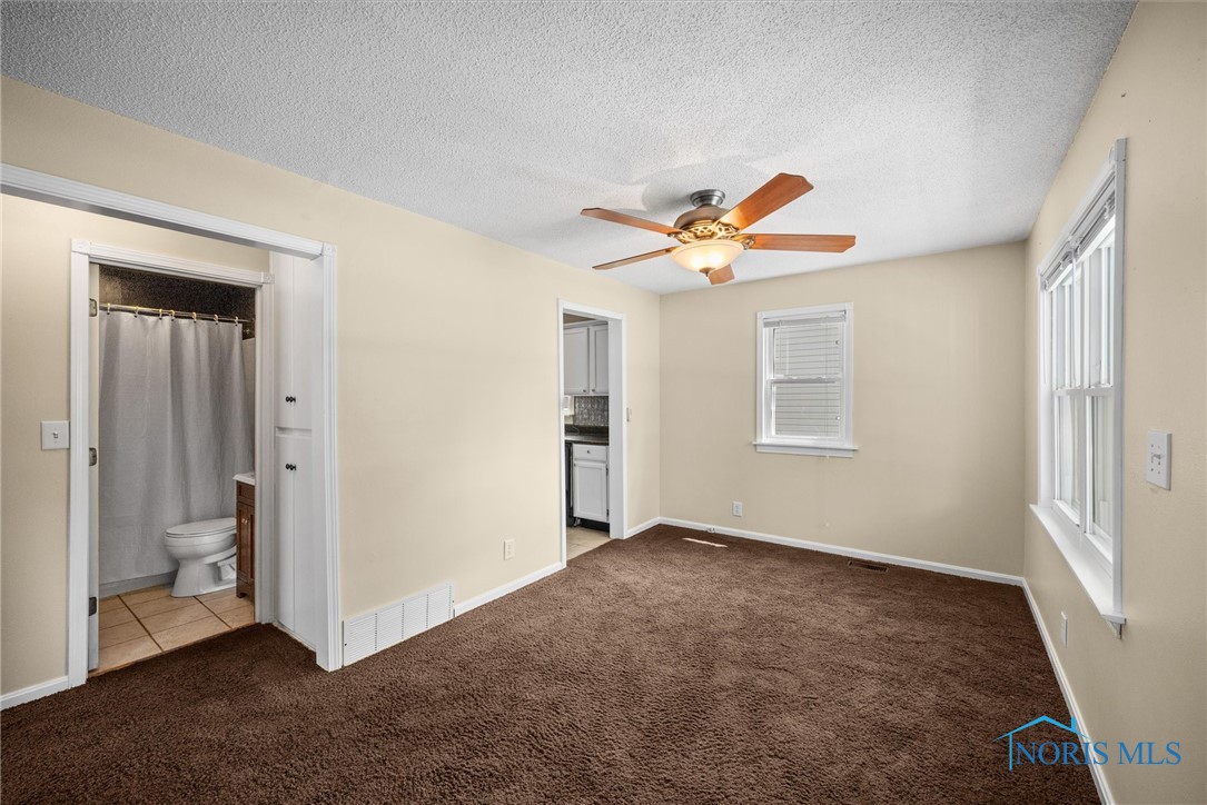 557 W 7th Street, Perrysburg, Ohio image 7