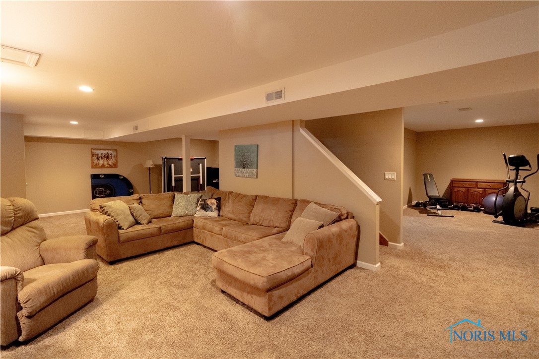 4815 Round House Circle, Monclova, Ohio image 36