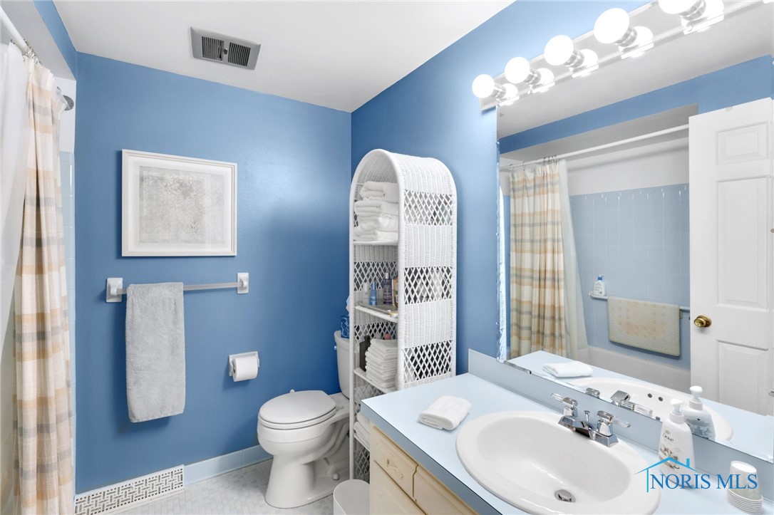 6032 Wakefield Drive, Sylvania, Ohio image 29