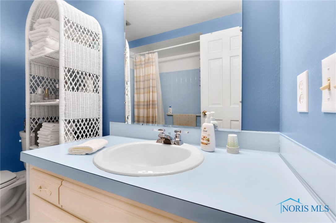 6032 Wakefield Drive, Sylvania, Ohio image 30