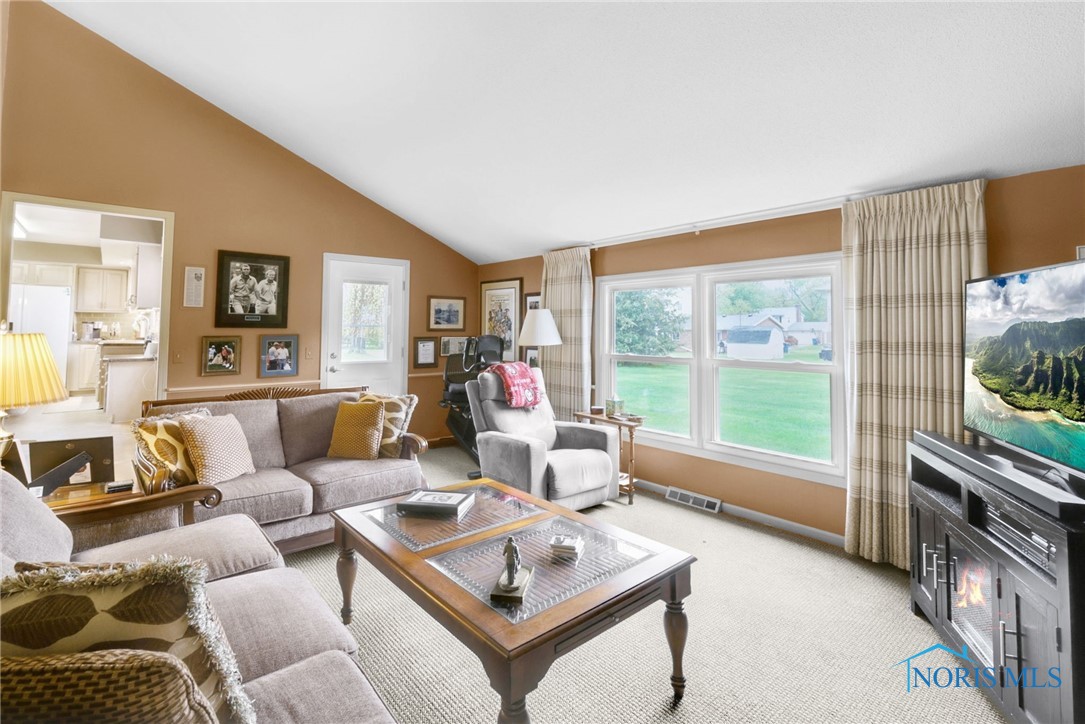 6032 Wakefield Drive, Sylvania, Ohio image 20
