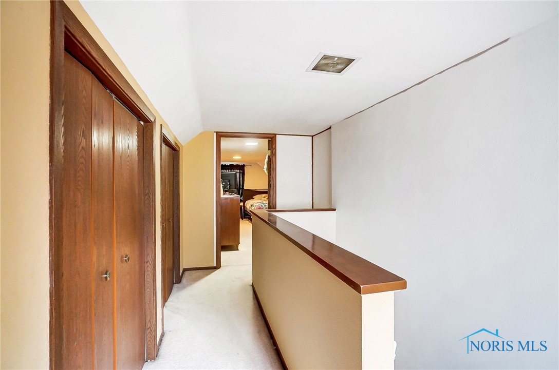 2605 Castleton Avenue, Toledo, Ohio image 26