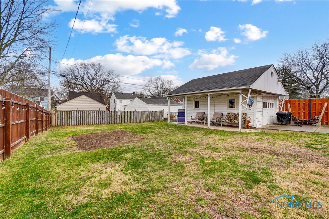 2605 Castleton Avenue, Toledo, Ohio image 43