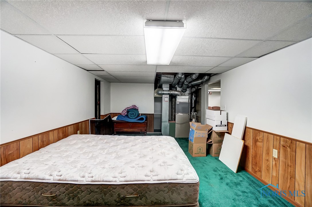 2605 Castleton Avenue, Toledo, Ohio image 37