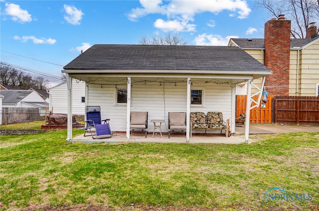 2605 Castleton Avenue, Toledo, Ohio image 44