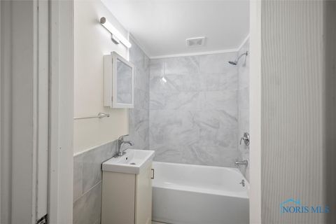 Tiny photo for 1846 Balkan Place, Toledo, OH 43613 (MLS # 6136696)