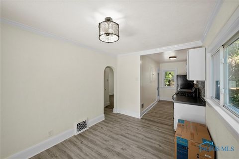 Tiny photo for 1846 Balkan Place, Toledo, OH 43613 (MLS # 6136696)