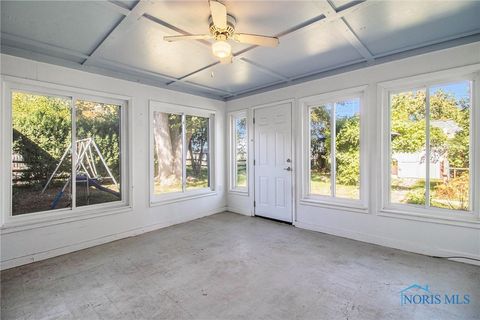 Tiny photo for 215 Hickory Street, Swanton, OH 43558 (MLS # 6136513)