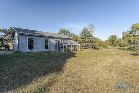Tiny photo for 335 S River Road, Waterville, OH 43566 (MLS # 6136394)