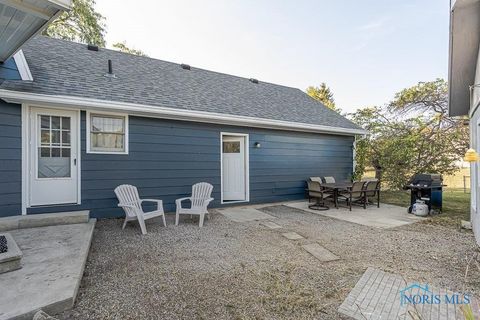Tiny photo for 335 S River Road, Waterville, OH 43566 (MLS # 6136394)