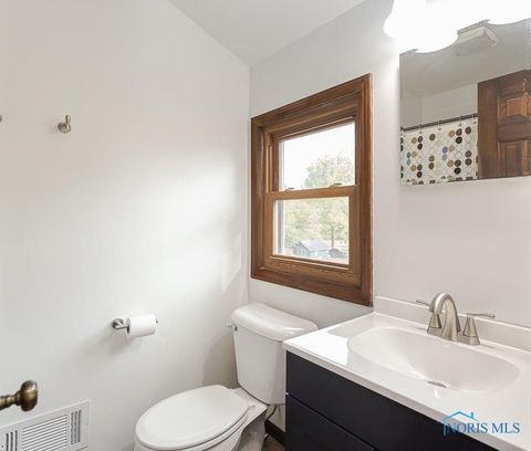 Tiny photo for 335 S River Road, Waterville, OH 43566 (MLS # 6136394)