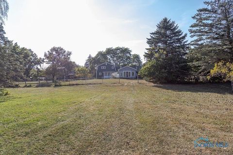 Tiny photo for 335 S River Road, Waterville, OH 43566 (MLS # 6136394)