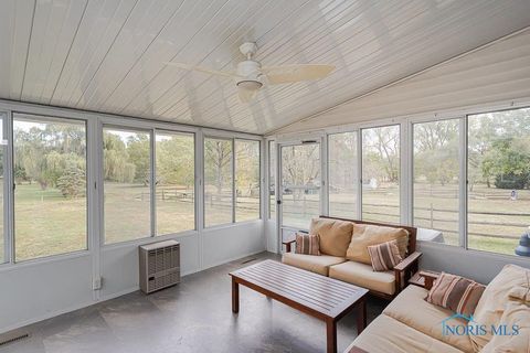 Tiny photo for 335 S River Road, Waterville, OH 43566 (MLS # 6136394)