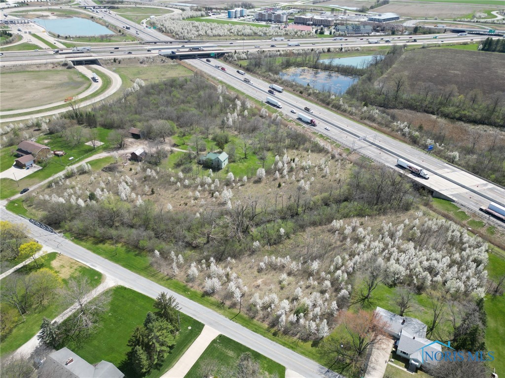 9853 Mandell Road, Perrysburg, Ohio image 4