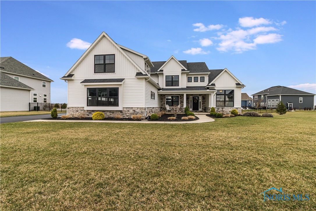 105 Waverly Point Road, Perrysburg, Ohio image 2