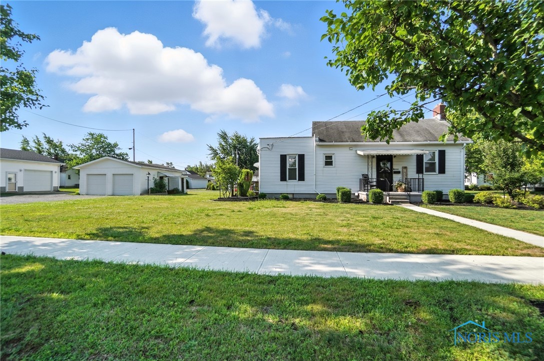 508 E 4TH Street