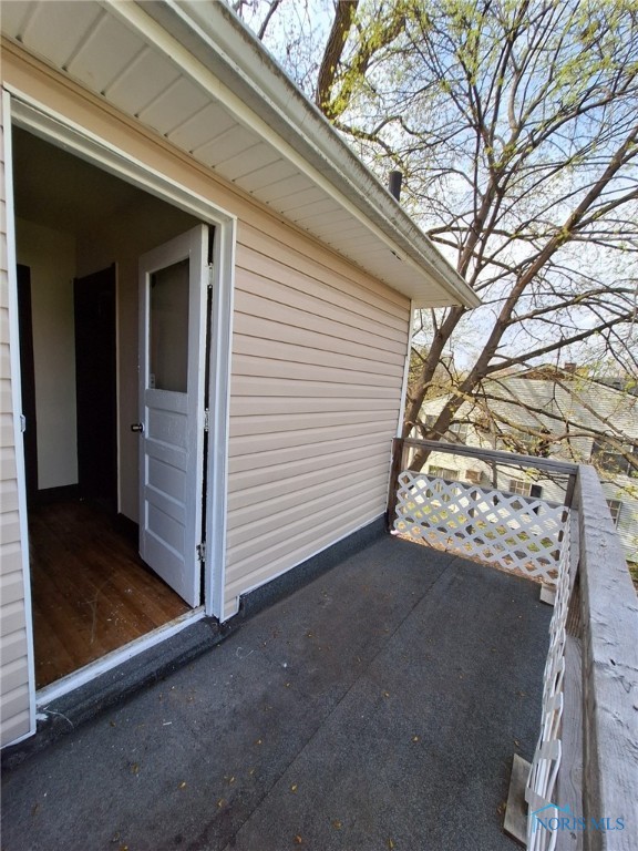 2334 Torrey Hill Drive, Toledo, Ohio image 37