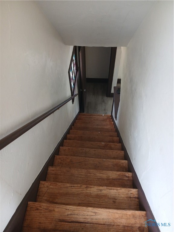 2334 Torrey Hill Drive, Toledo, Ohio image 18