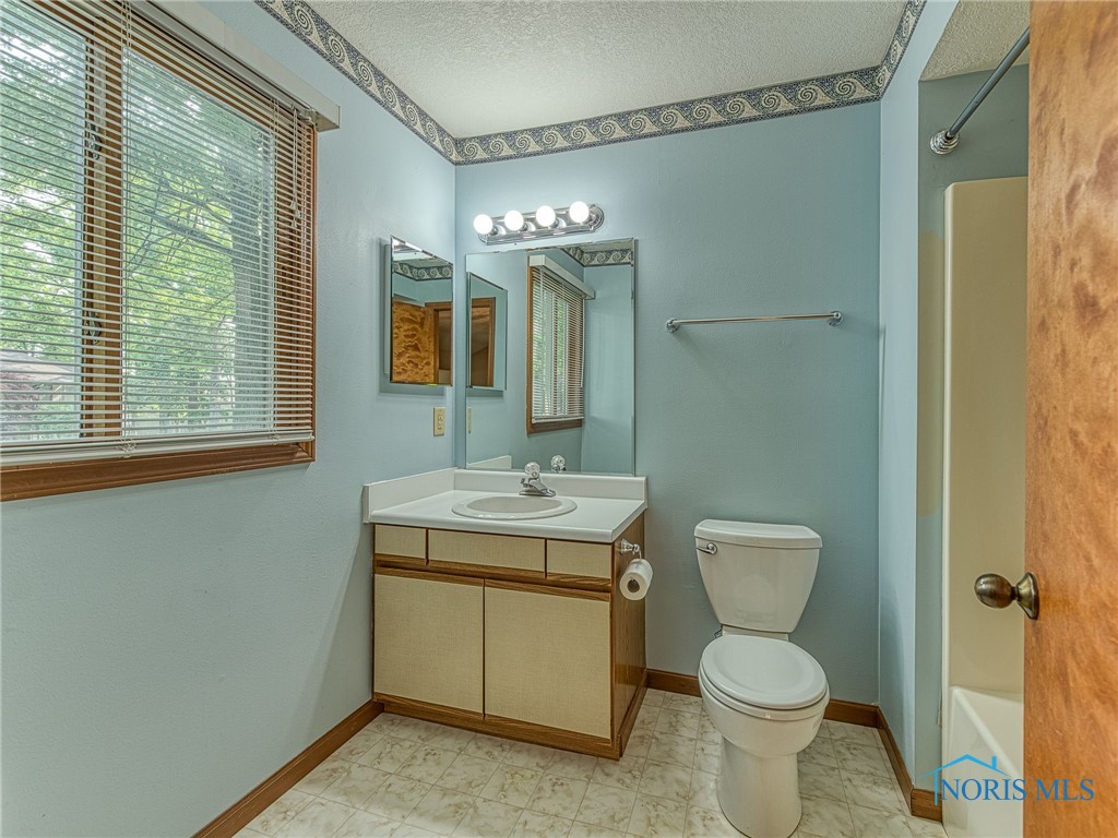 5433 Westcastle Drive #5433, Toledo, Ohio image 33