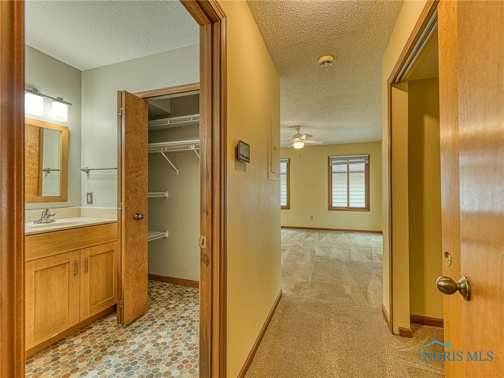 5433 Westcastle Drive #5433, Toledo, Ohio image 22