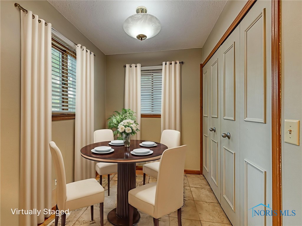 5433 Westcastle Drive #5433, Toledo, Ohio image 7