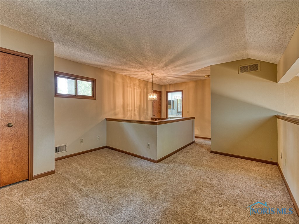 5433 Westcastle Drive #5433, Toledo, Ohio image 28
