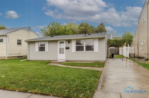 Tiny photo for 6024 322nd Street, Toledo, OH 43611 (MLS # 6136905)