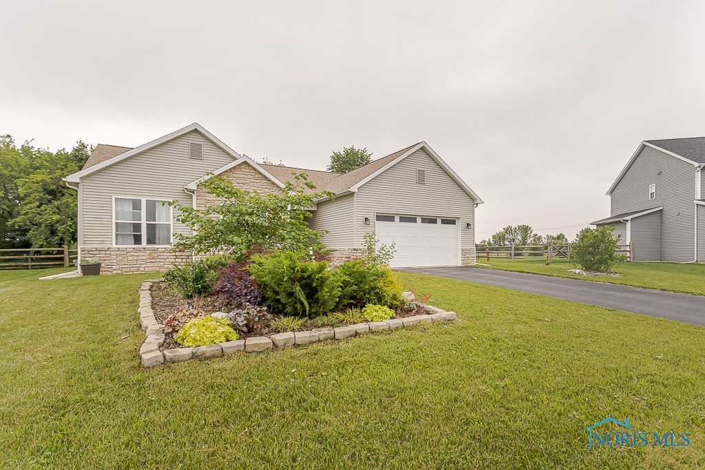 11023 Bay Trace Drive, Perrysburg, Ohio image 2