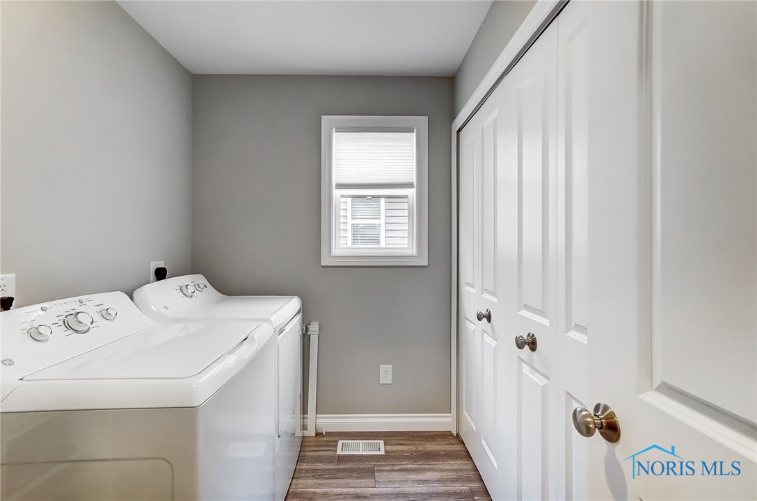 2009 Sunrise Creek Drive, Toledo, Ohio image 32