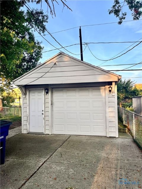 Tiny photo for 940 Francis Avenue, Toledo, OH 43609 (MLS # 6136179)
