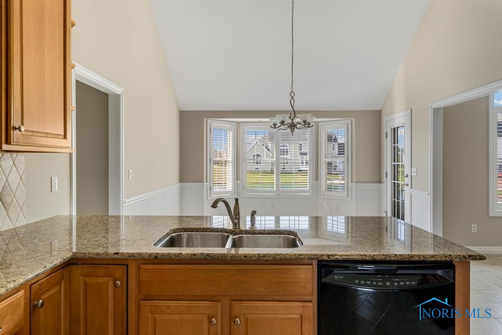 9339 Saint Angelas Way, Sylvania, Ohio image 19