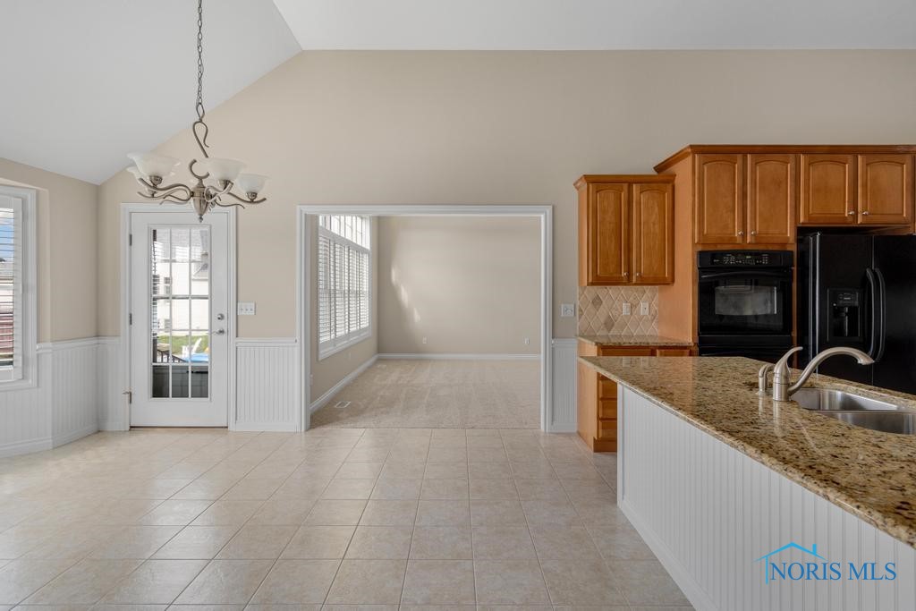 9339 Saint Angelas Way, Sylvania, Ohio image 26