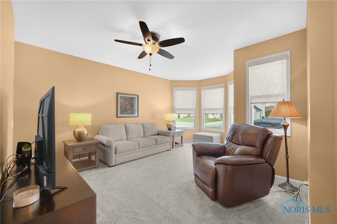 30406 Cedar Valley Drive, Northwood, Ohio image 6