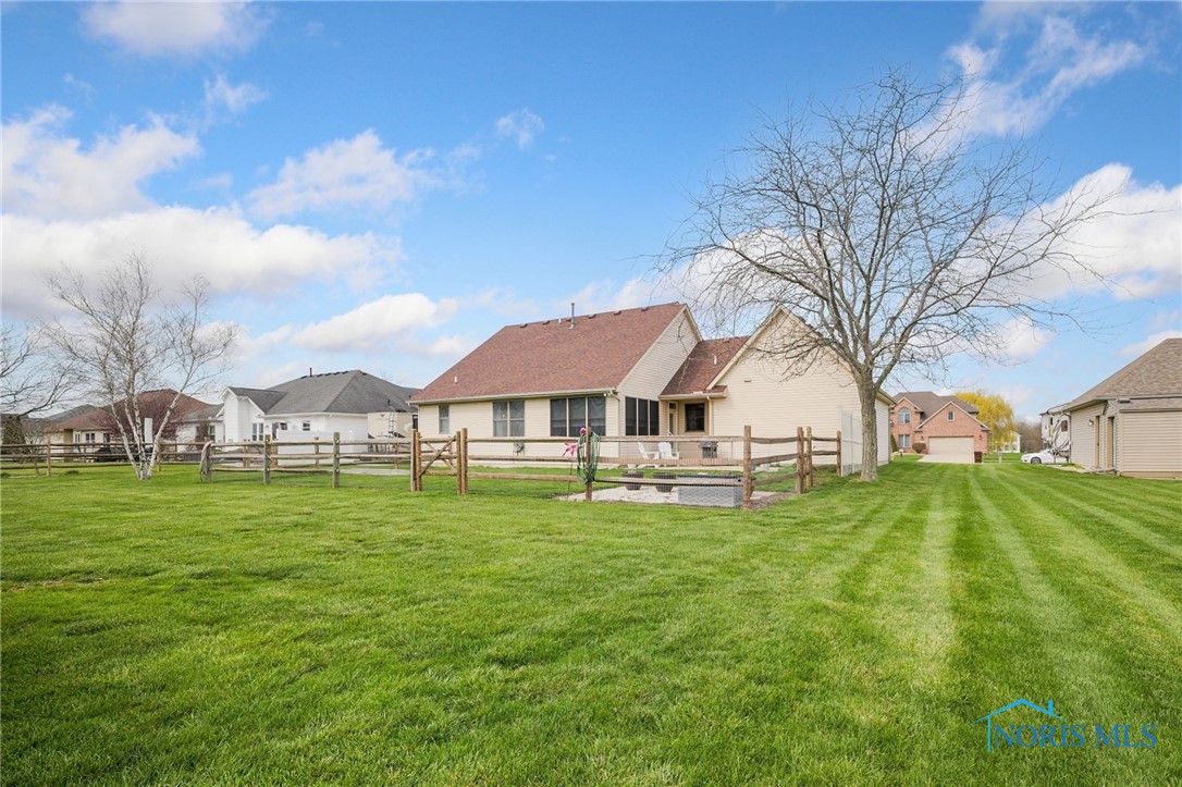 30406 Cedar Valley Drive, Northwood, Ohio image 33