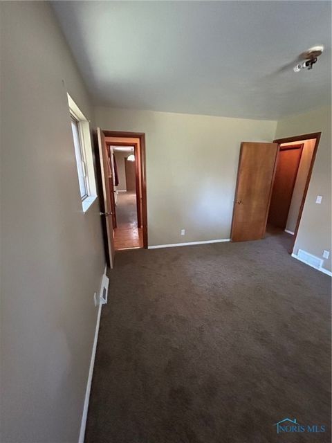 Tiny photo for 2604 Arletta Street, Toledo, OH 43613 (MLS # 6136207)