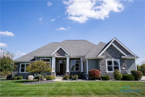Photo of 5731 Hamptons Drive, Monclova, OH 43542 (MLS # 6136427)