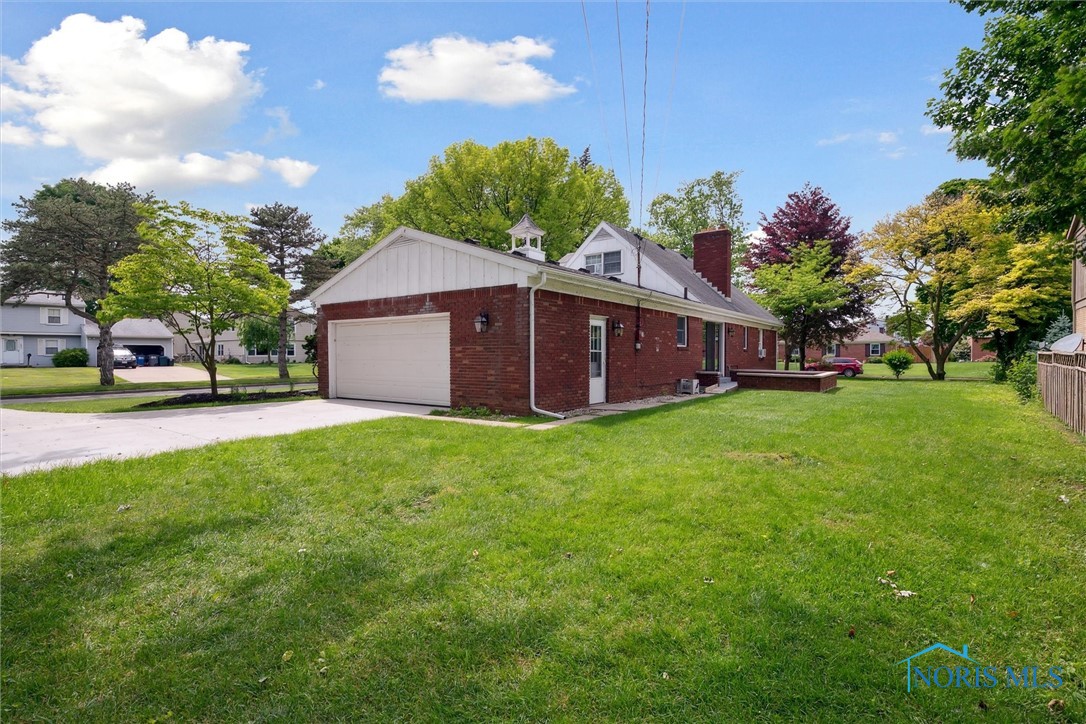 5220 Engel Boulevard, Toledo, Ohio image 41