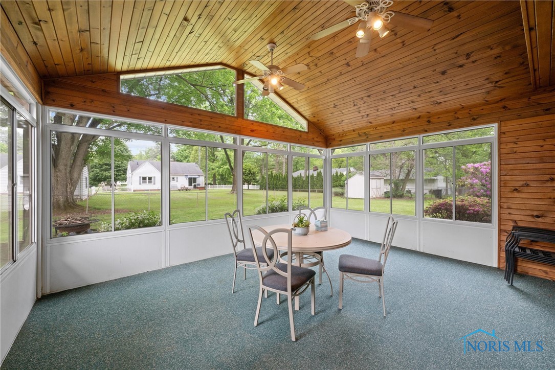 1956 Thornapple Drive, Toledo, Ohio image 16