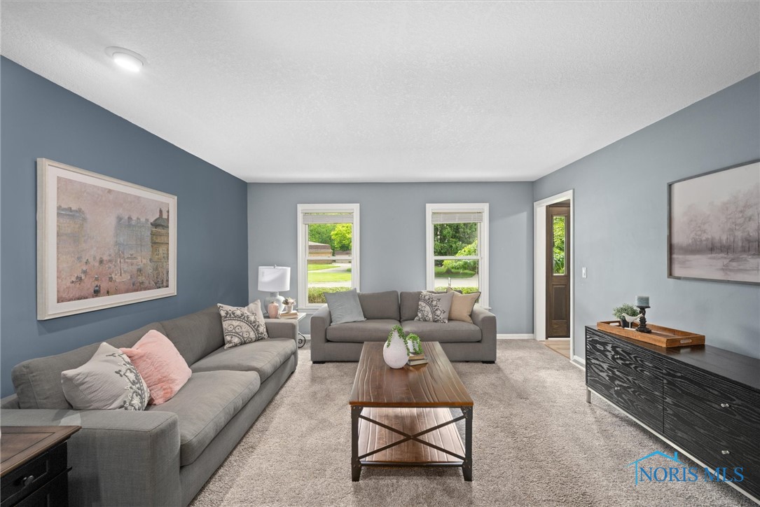 1956 Thornapple Drive, Toledo, Ohio image 10