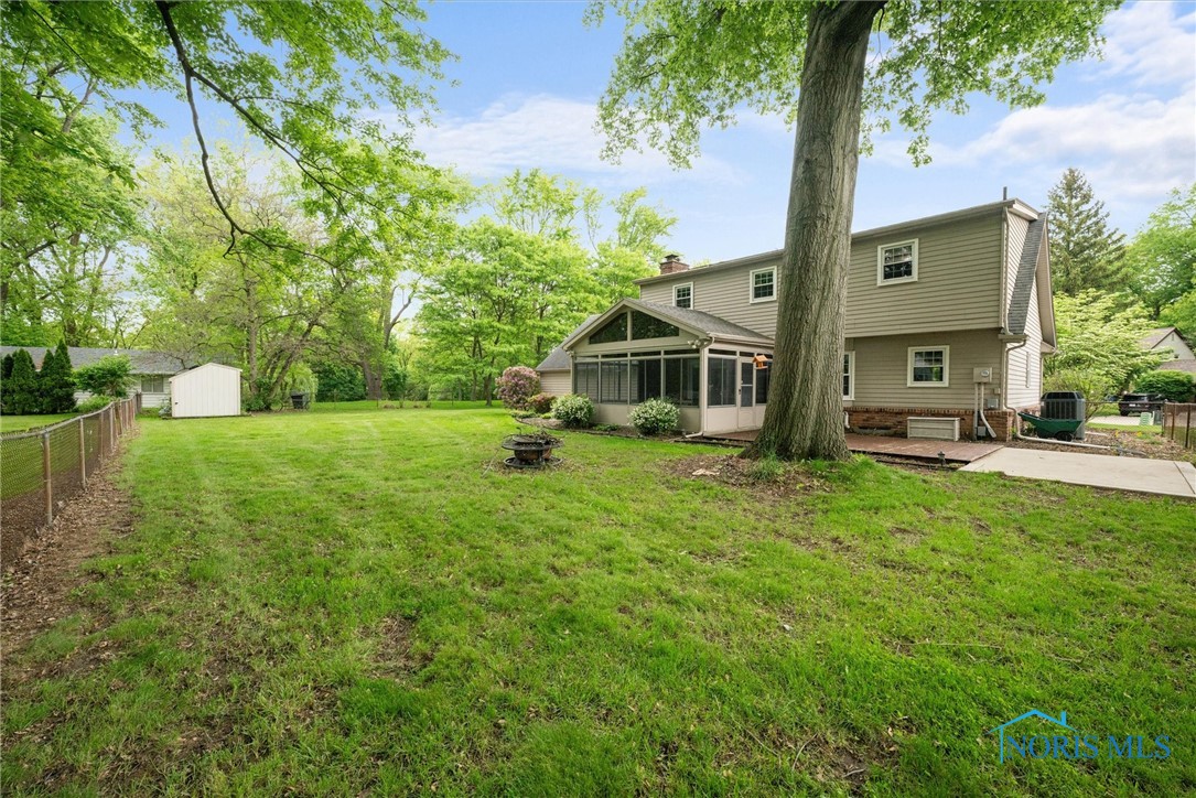 1956 Thornapple Drive, Toledo, Ohio image 42