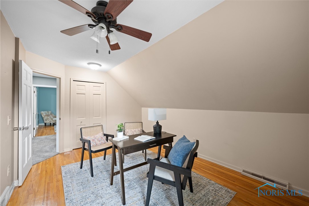 1956 Thornapple Drive, Toledo, Ohio image 36