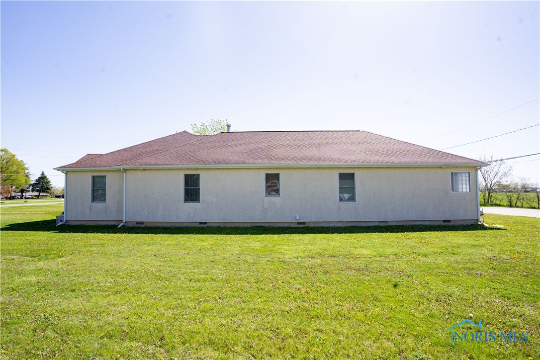 1908 Riverview Drive, Defiance, Ohio image 5