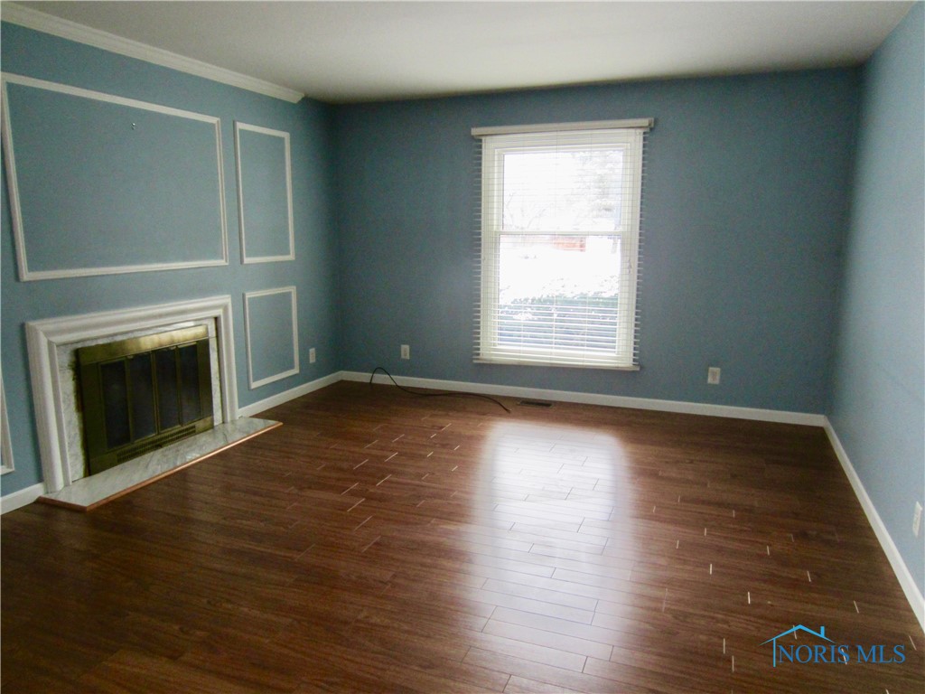 Photo 4 of 29 of 5679 Monroe Street 119 condo