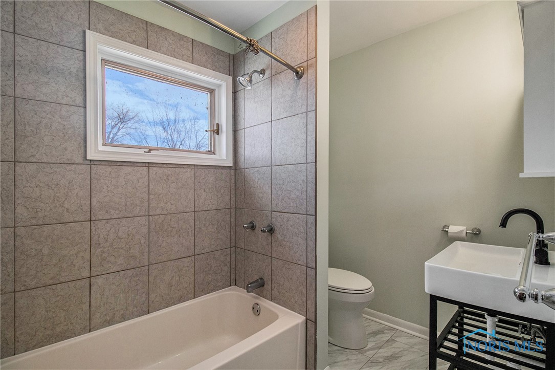 6012 323rd Street, Toledo, Ohio image 16