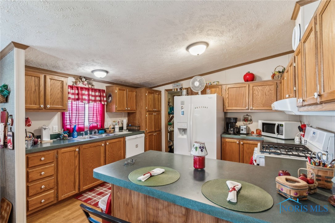 1872 Woodridge Cresent Lot-091 Cres, Findlay, Ohio image 3