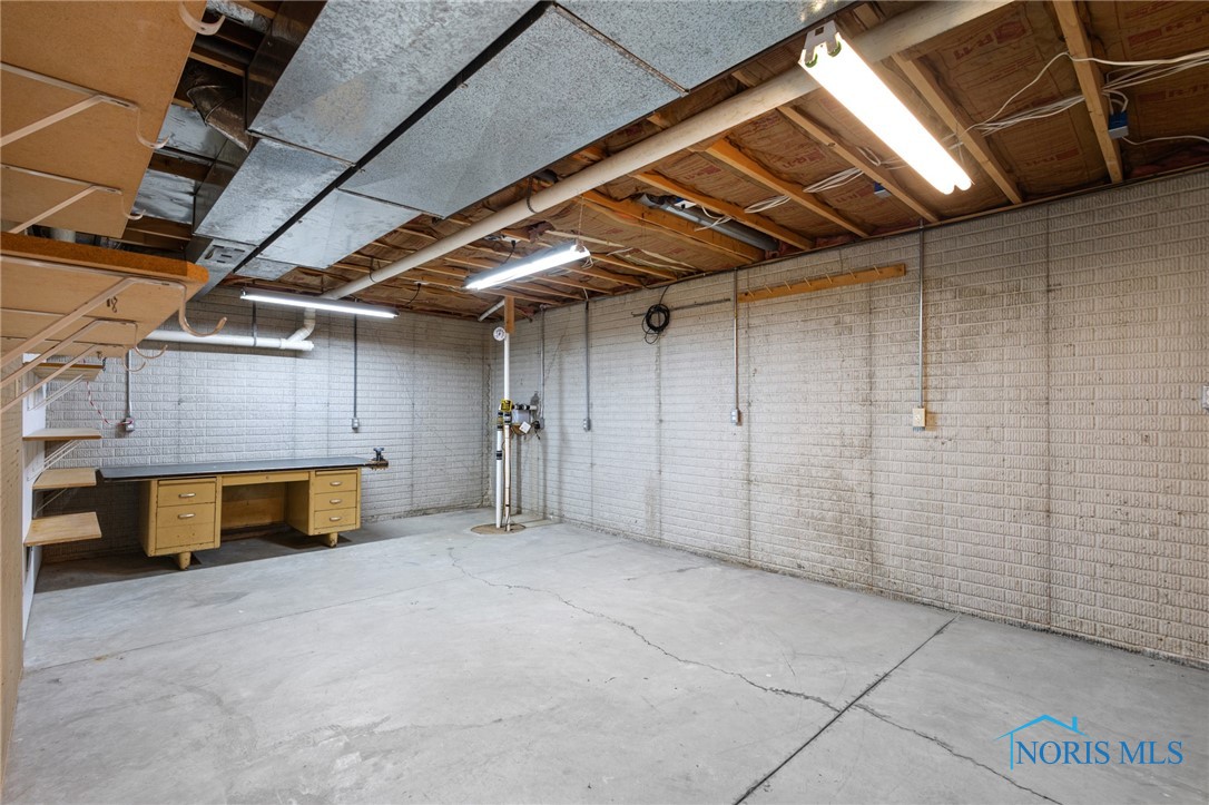 1141 Oriole Drive, Bowling Green, Ohio image 44