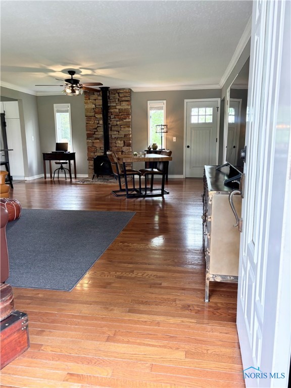 162 N Wynn Road, Oregon, Ohio image 2